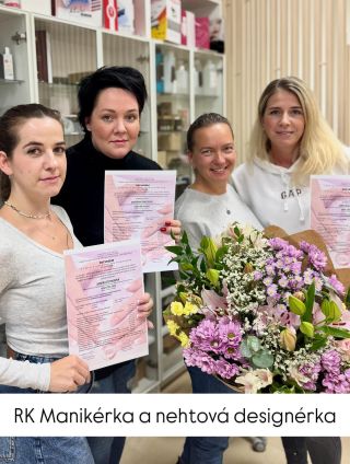 Rekvalifikační kurz Manikérka a nehtová designérka jsme ukončili Profesní zkouškou. Vždy holkám z kurzu říkám, aby ze...